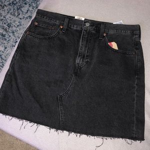 Levi’s black Skirt